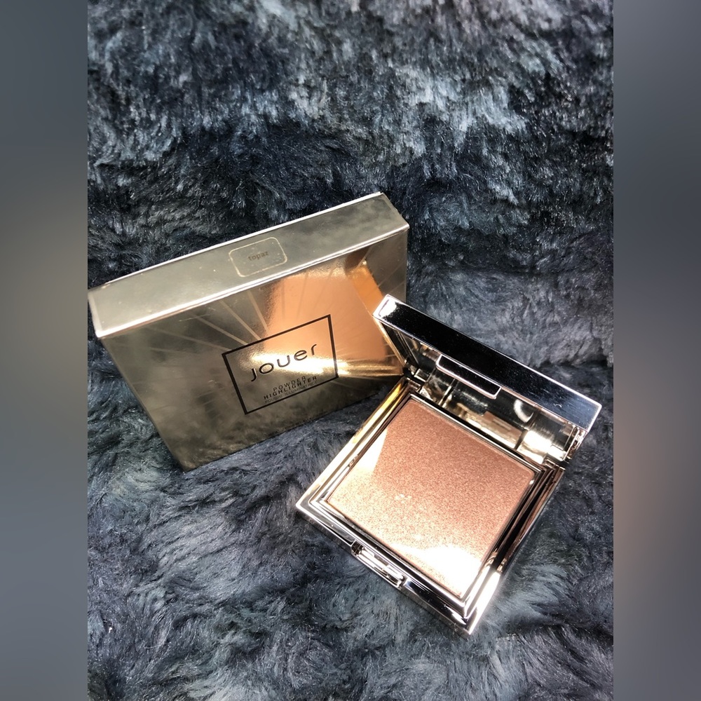 NIB- Jouer Powder Highlighter TOPAZ